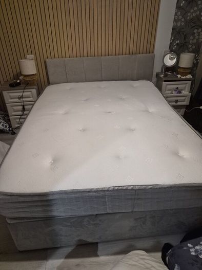 King size bed