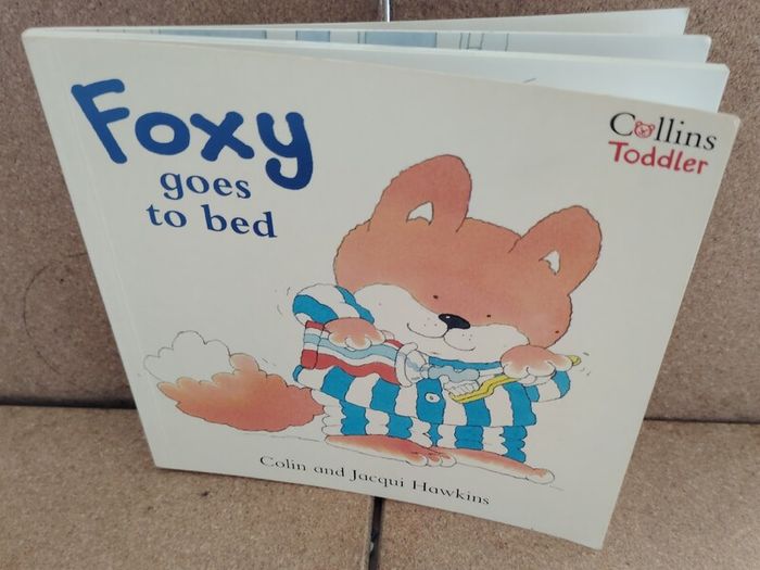 Vintage Foxy Goes to Bed 1995 Collins Toddler  Colin Hawkins