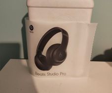 Beats Studio Pro