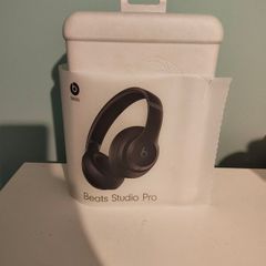 Beats Studio Pro