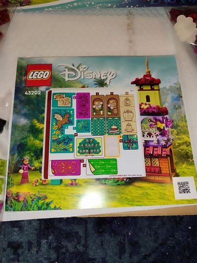 Lego House Disney Encanto The Madrigal House 43202 Complete