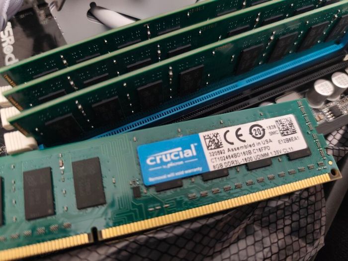 i5-4670k/motherboard/32GB DDR3 combo