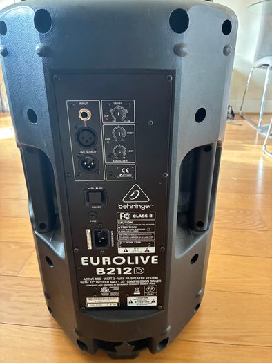 Behringer Eurolive B212D Active PA Speaker, 12" 550W