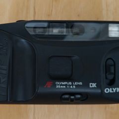 Olympus Trip AF Super Point and Shoot 35mm Film Camera For Parts Repair