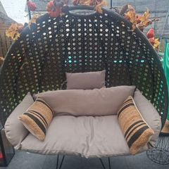 Double egg chair on stand