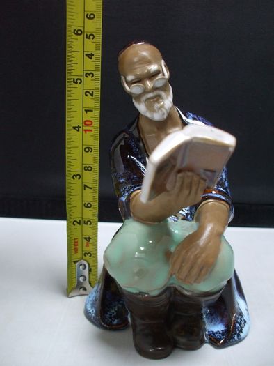 SALE!  Vintage Chinese Glazed Shiwan Mudman figurine - Scholar Reading
