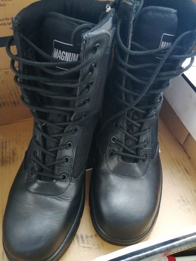 magnum boots