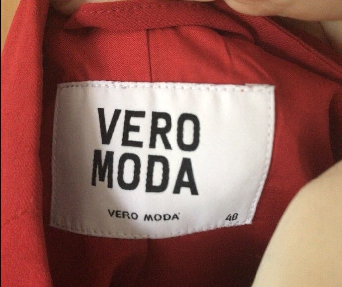 Vero Moda ladies red blazer Size 12