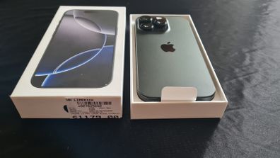 IPhone 16 pro 128gb NEW. Network free