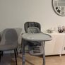 baby table Image 3