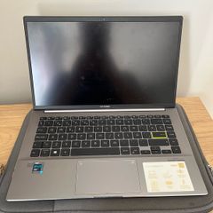 Asus VIVOBook s14 | Core i7