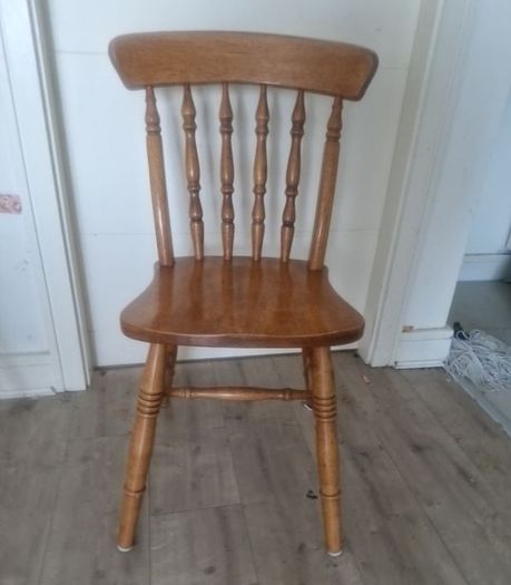 table and 4 chairs