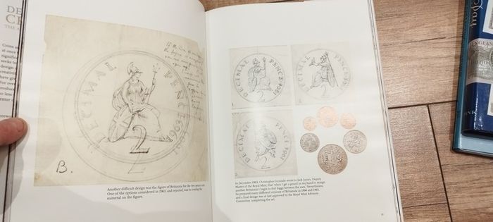 Coin and note book