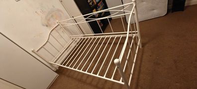 Single daybed frame