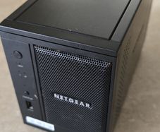 Netgear ReadyNAS Duo 2 x 500GB Drives