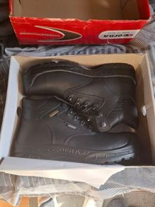 work boots size 9