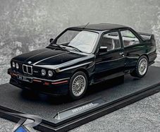 BMW M3 Evolution (E30)1:18