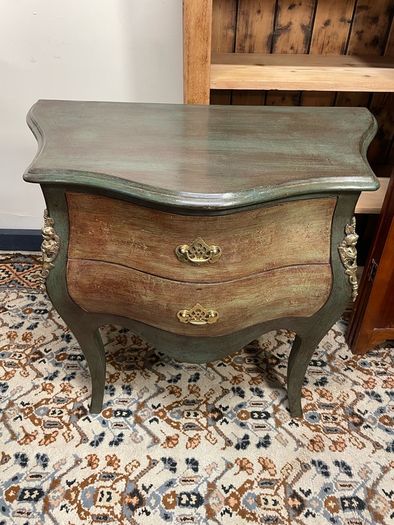 FLASH SALE ! Was 350 now 300 !! Stylishly Painted Bombe Chest of Drawers