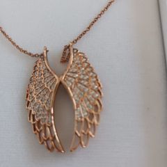 gold angel wings necklace