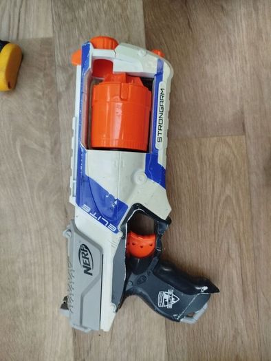 Nerf guns
