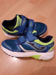 Joma Runners Size 2