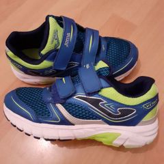 Joma Runners Size 2