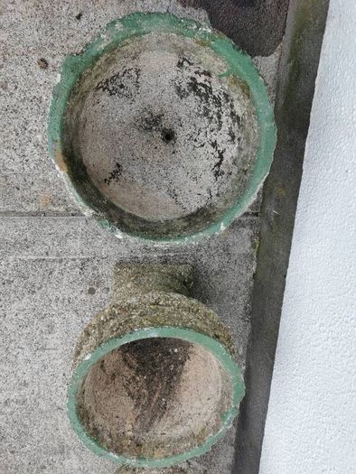 Set of 4 antique planters