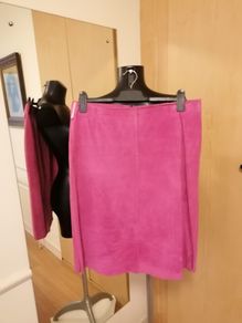 Women's Skirt Pink Suede SIZE 16