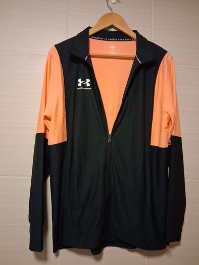 Under Armour Mens Track Top. Official Product In Excellent Condition.  Collect In Dublin Or Receive Via Post.