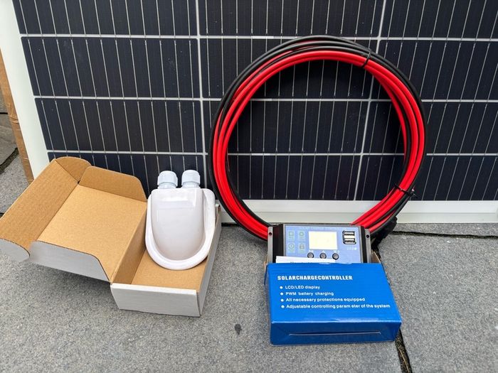 130W 12V Solar Panel kit for Camper Boat Shed Brand New