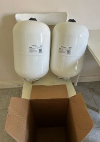 Expansion vessel 24L