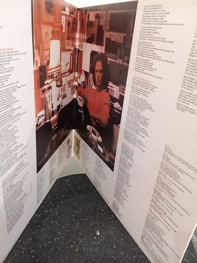 Gilbert o Sullivan LP in a Gatefold Sleeve