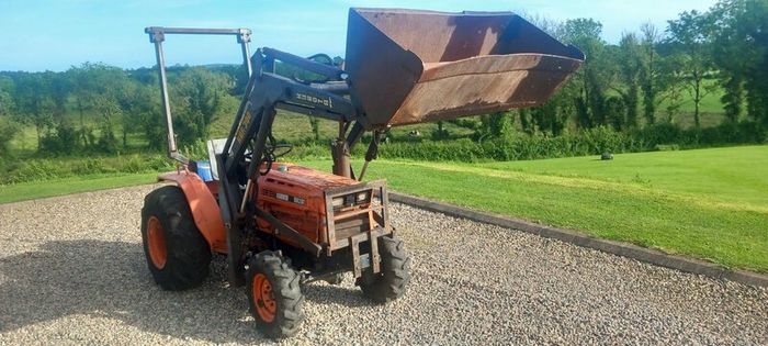 Tractor