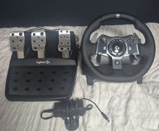 Logitech g920 gaming wheel