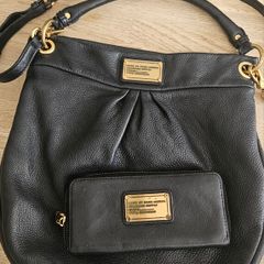 Marc Jacobs large Handbag has been used few marks
