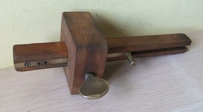 Old Wood Scribe