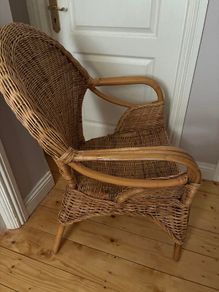 Wicker chair