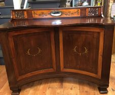 Antiques sidebord