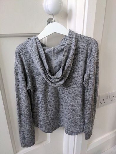 H&M girls hoodie top