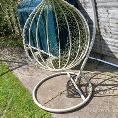 Egg chair free