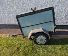 Box Trailer/Dog Trailer