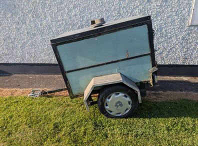 Box Trailer/Dog Trailer