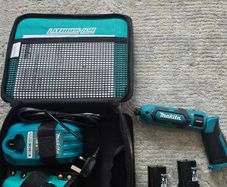 Makita TD022DSE 7.2V cordless impact driver kit