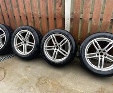 Porsche Macan 19 inch Turbo Design