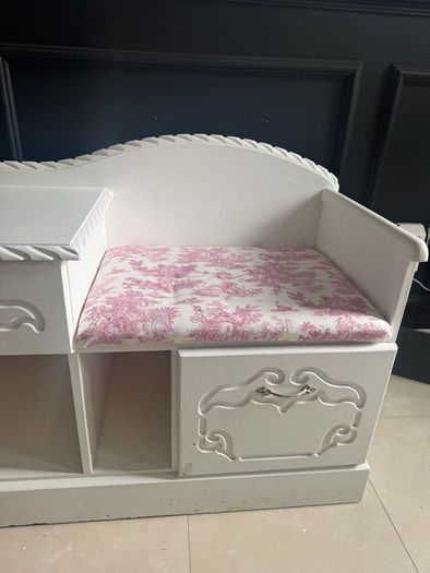 Hall phone seat
