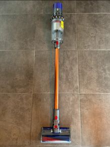 dyson v10