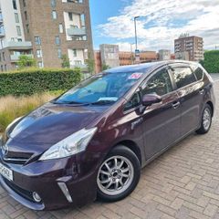 Toyota Prius Apha  (7 seater)