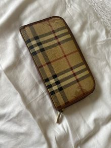 Genuine Burberry 3 piece bag and purse collection