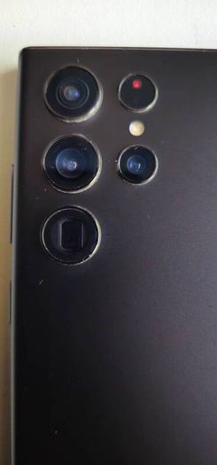 Samsung Galaxy S22 Ultra 5G 128GB Unlocked.