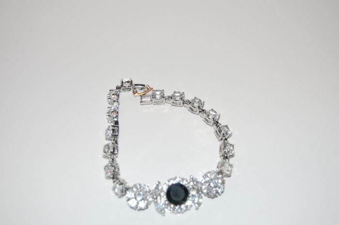 Stunning bracelet